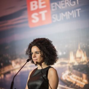 Hesna Al Ghaoui host of the event